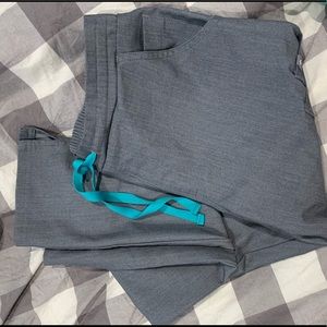 FIGS Graphite Scrub Bottoms